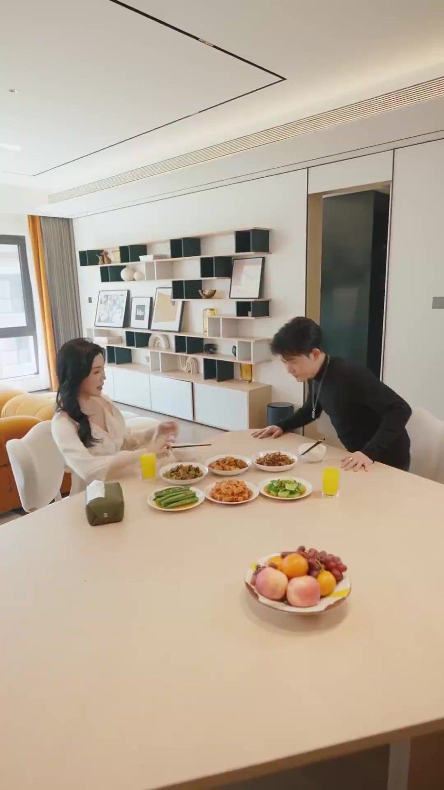 住進阿姨家后，我覺醒了時間暫停(全集)